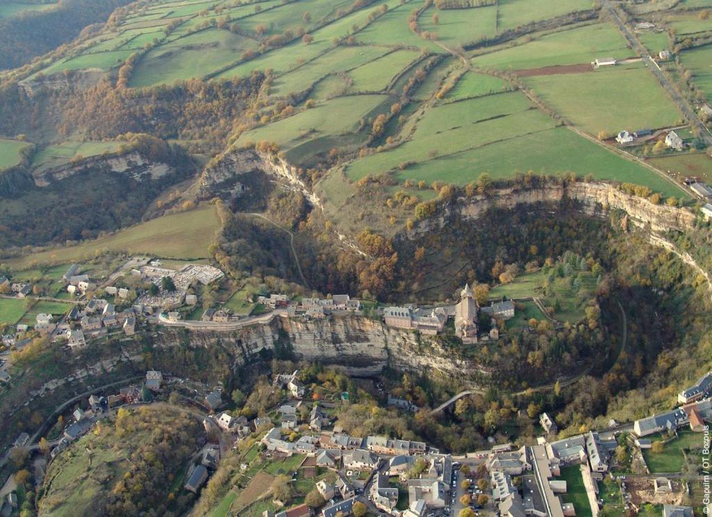 La Palatine Chambre Chez L Habitant A 20 Mn De Rodez Calmont  Eksteriør bilde